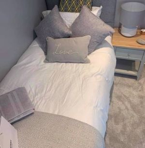 Photo 8- click for photo gallery